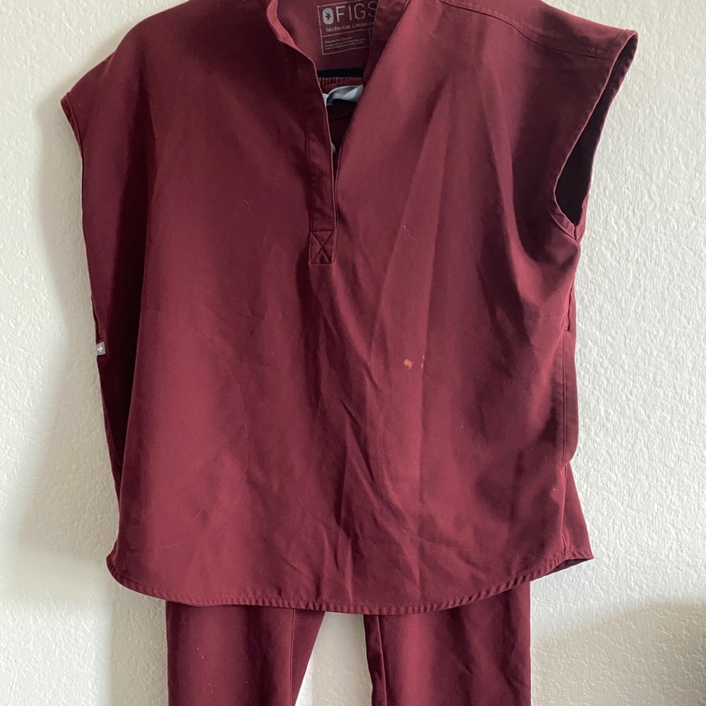 Figs Burgundy Scrub Set Size XS